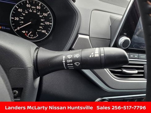 Used 2025 Nissan Altima 2.5 SR image 22