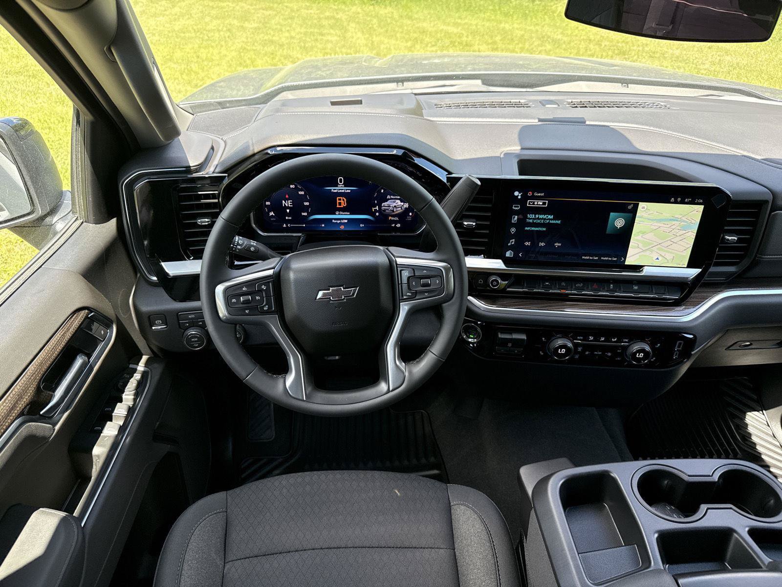 New 2026 Chevrolet Silverado 1500 RST AWD/4WD image 16