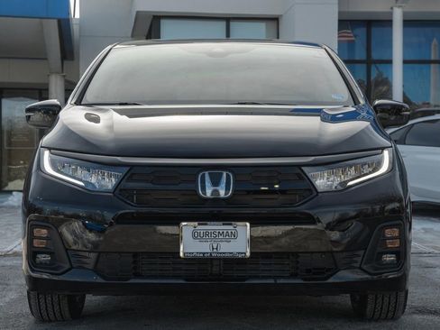 New 2026 Honda Odyssey Touring image 2