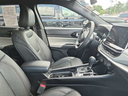 Used 2023 Jeep Compass Limited AWD/4WD image 5