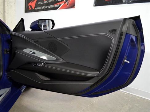 Used 2025 Chevrolet Corvette Stingray Coupe w/ 1LT image 19