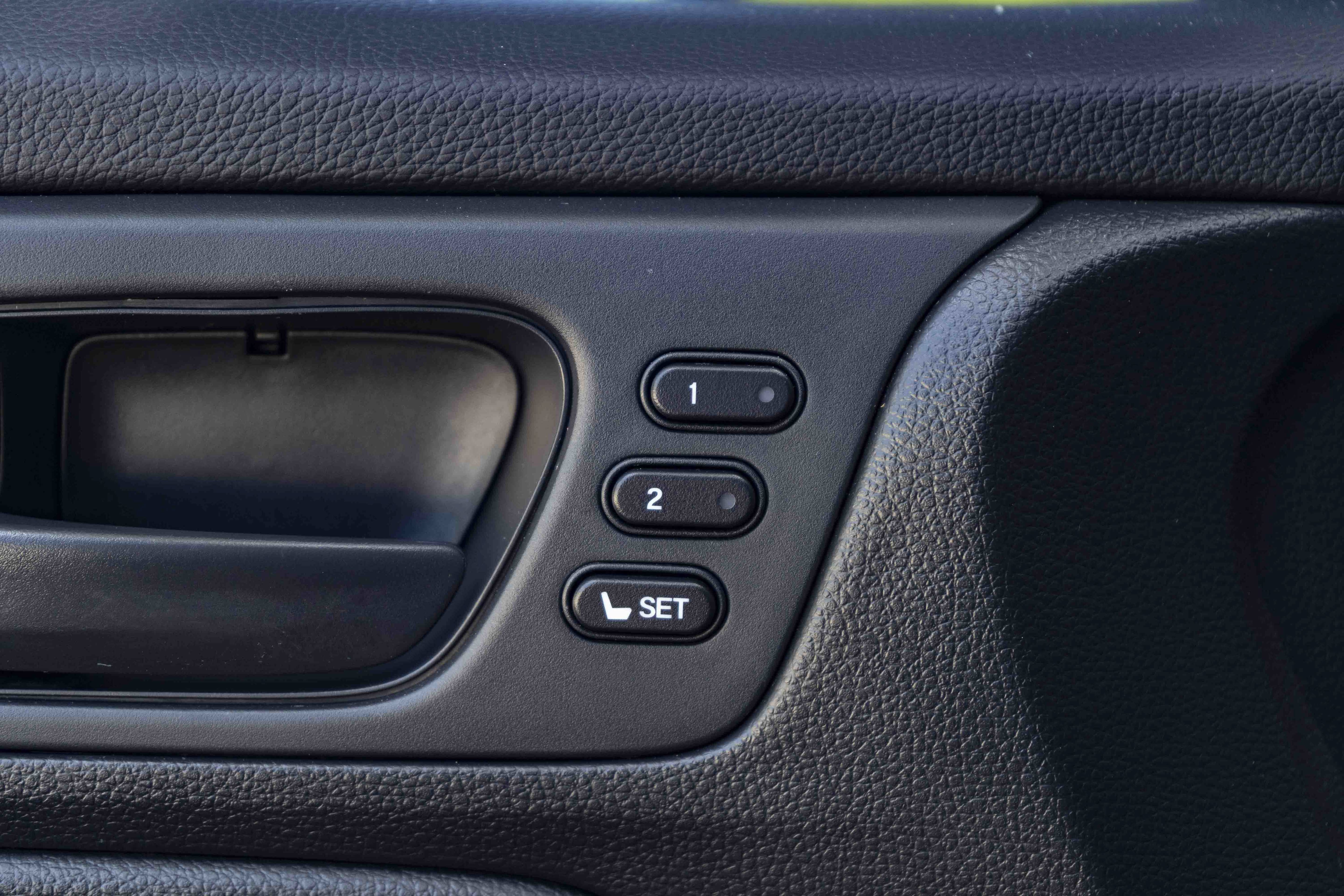 Used 2025 Honda Odyssey Sport-L image 38