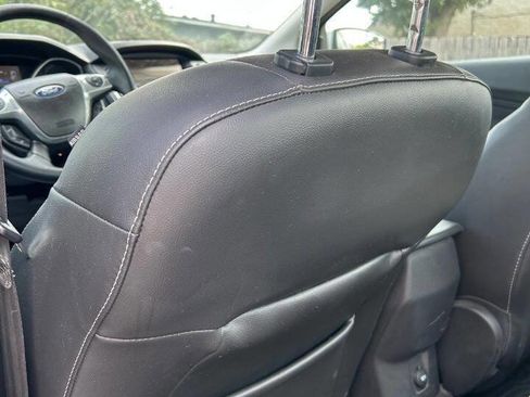 Used 2012 Ford Focus Titanium image 44