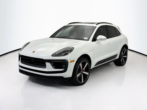 Used 2026 Porsche Macan S AWD/4WD image 1