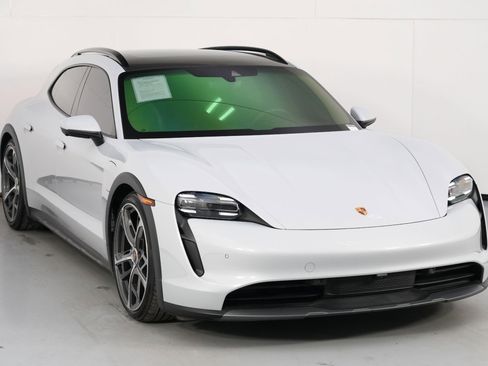 Used 2024 Porsche Taycan 4 Cross Turismo image 54