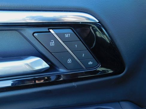 Used 2025 Chevrolet Tahoe Z71 image 31