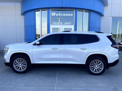 Used 2024 GMC Acadia Denali w/ Super Cruise Package AWD/4WD image 1