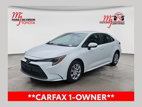 Used 2024 Toyota Corolla LE FWD image 1