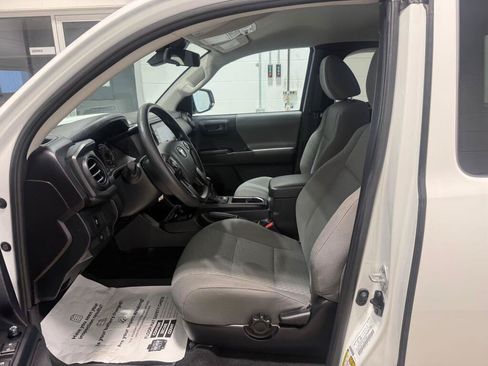 Certified 2023 Toyota Tacoma SR AWD/4WD image 19