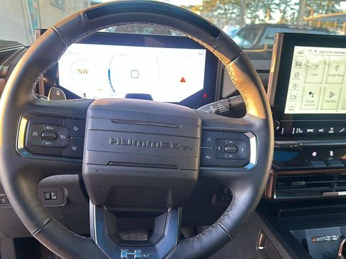 Used 2025 GMC Hummer EV 3X w/ LPO, Sport Package image 13