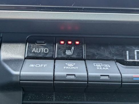 Used 2025 Toyota Camry XSE image 22