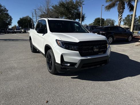 New 2026 Honda Ridgeline Black Edition image 8