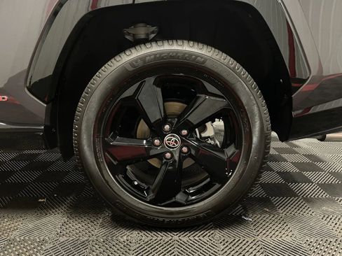 Used 2020 Toyota RAV4 XSE w/ XSE Grade Weather Package image 15