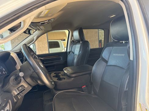 Used 2024 RAM 2500 Laramie w/ Safety Group AWD/4WD image 8