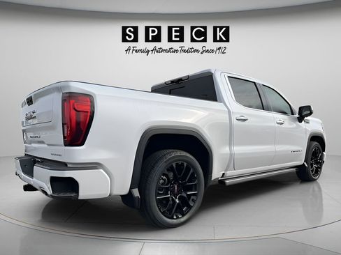 Used 2024 GMC Sierra 1500 Denali AWD/4WD image 5