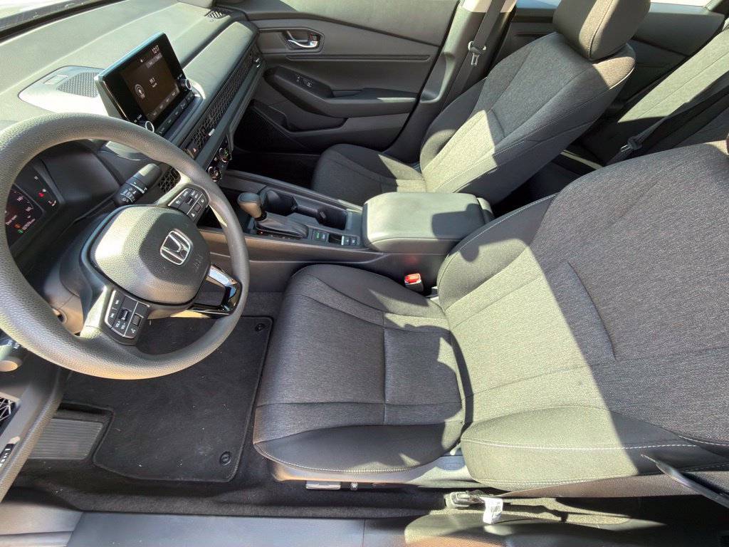 Used 2024 Honda Accord EX image 10