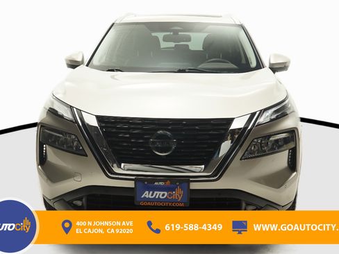 Used 2021 Nissan Rogue SL w/ Premium Package image 4