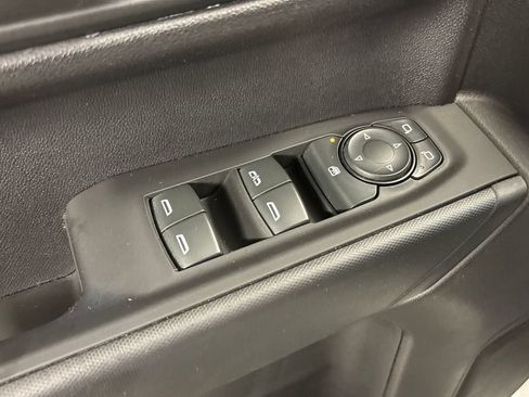 Used 2023 Chevrolet Silverado 1500 Custom Trail Boss AWD/4WD image 25