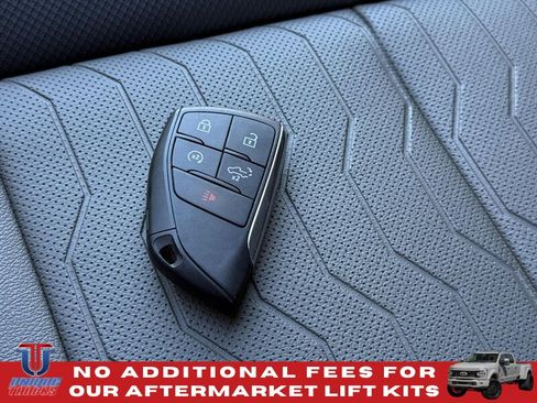 Used 2024 Chevrolet Silverado 1500 ZR2 w/ Technology Package AWD/4WD image 36