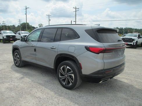 New 2026 Buick Enclave Sport Touring FWD image 8