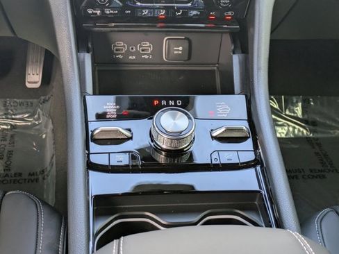 New 2025 Jeep Grand Cherokee Overland w/ Adv Protech Group III image 17