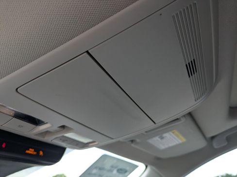 Used 2023 MAZDA CX-50 AWD 2.5 S w/ Cargo Package image 23