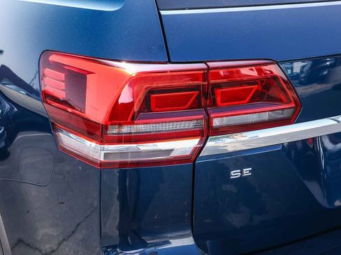 Used 2020 Volkswagen Atlas SE w/ Panoramic Sunroof Package image 9