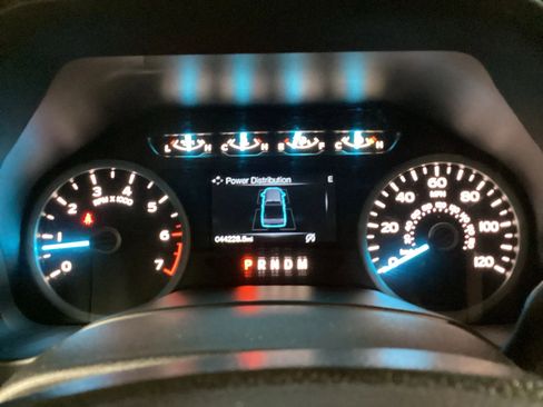 Used 2020 Ford F150 XLT w/ Equipment Group 302A Luxury AWD/4WD image 19