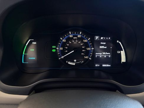 Used 2019 Hyundai Ioniq Blue image 11