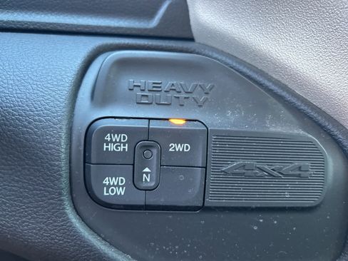 Used 2024 RAM 2500 Laramie image 34