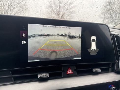Used 2023 Kia Sportage EX image 33