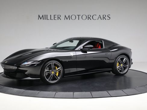 Certified 2022 Ferrari Roma RWD image 2