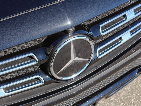 Used 2023 Mercedes-Benz E 450 4MATIC All-Terrain Wagon image 11