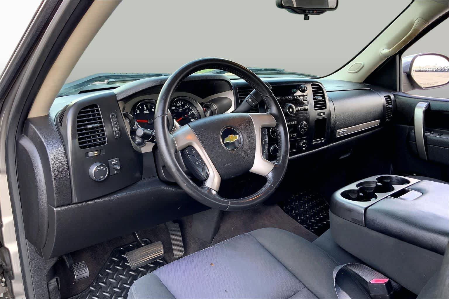 Used 2013 Chevrolet Silverado 1500 LT RWD image 17