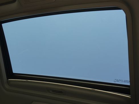 Used 2014 GMC Yukon XL SLT image 21