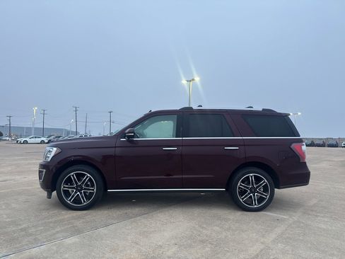 Used 2021 Ford Expedition Limited image 13