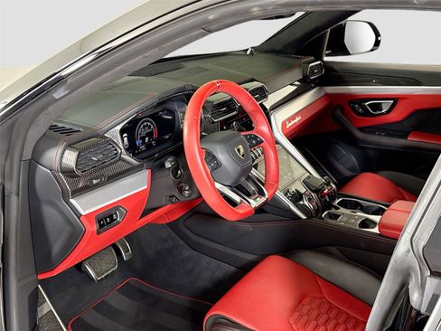 Used 2020 Lamborghini Urus image 15