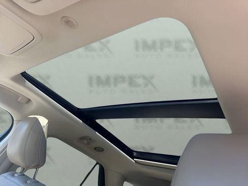 Used 2020 Ford Explorer Limited image 12