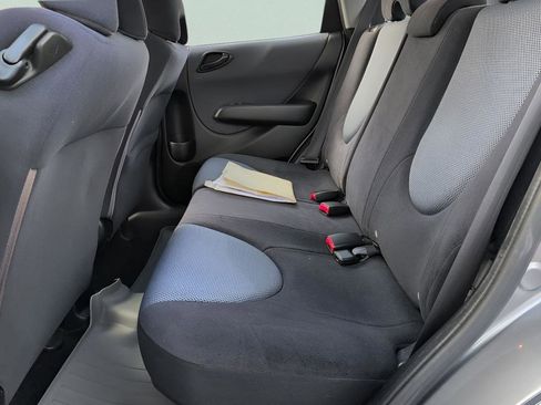 Used 2007 Honda Fit Sport image 28