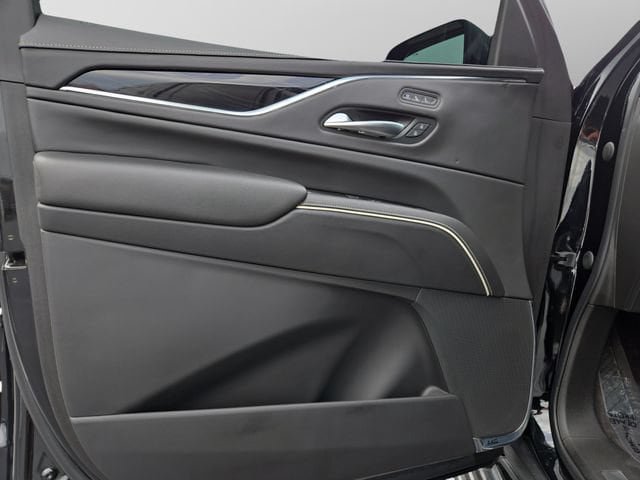 Certified 2023 Cadillac Escalade V AWD/4WD image 16