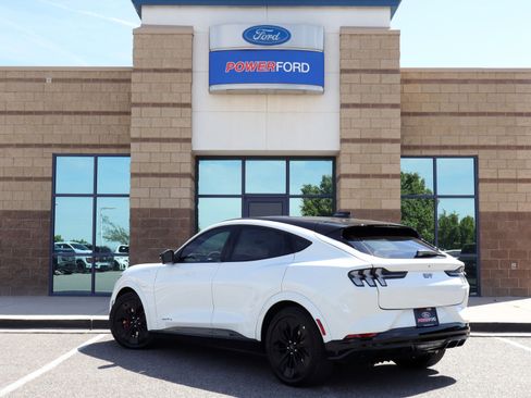 New 2025 Ford Mustang Mach-E GT image 8