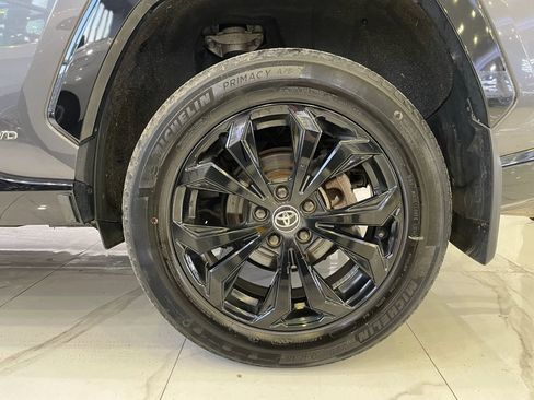 Used 2022 Toyota RAV4 SE w/ Convenience Package AWD/4WD image 10