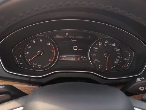 Used 2023 Audi Q5 2.0T Premium w/ Convenience Package AWD/4WD image 18