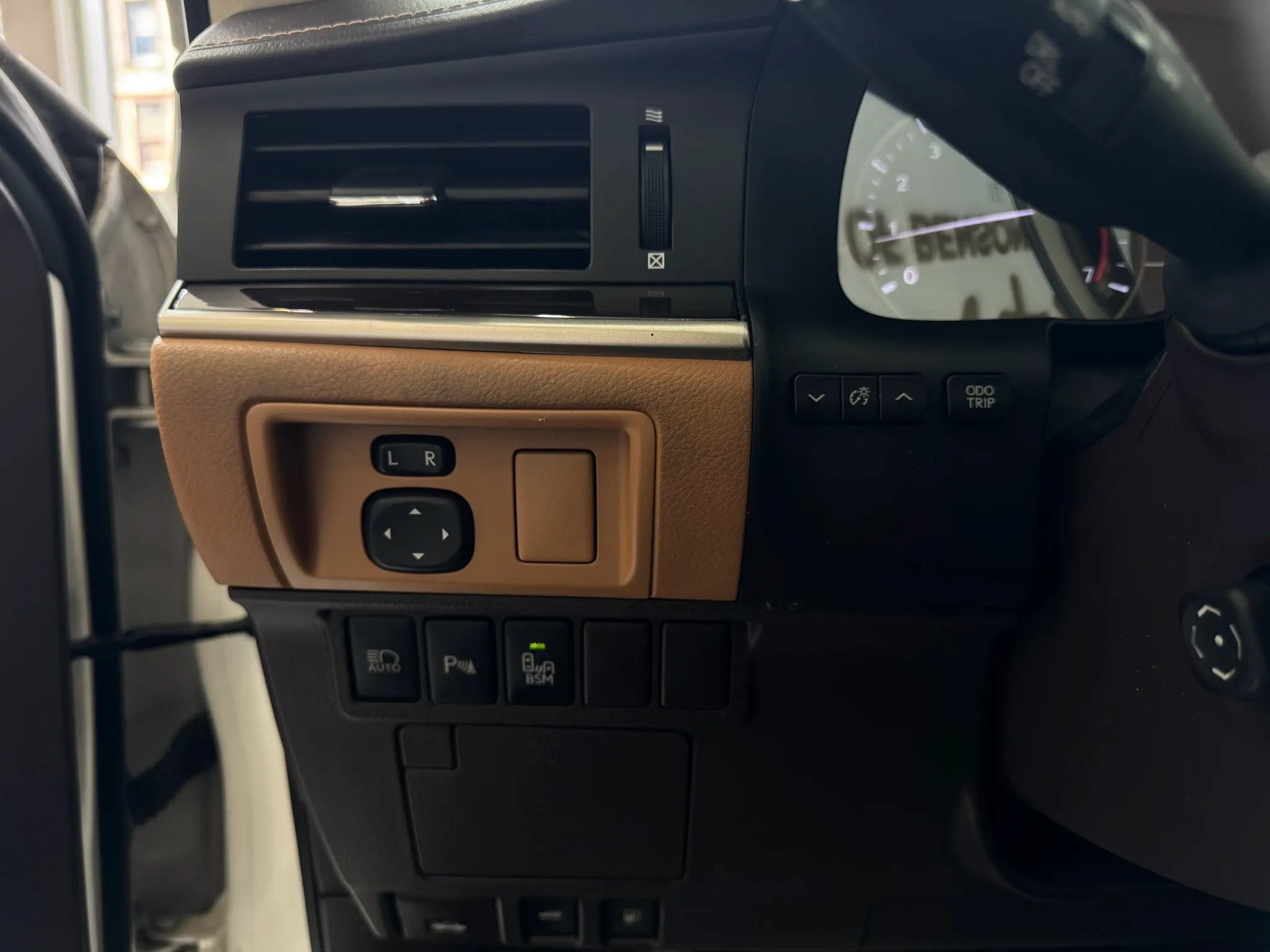 Used 2018 Lexus ES 350 w/ Premier Package FWD image 14