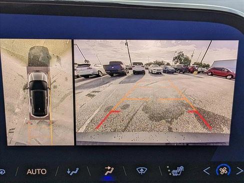 New 2025 Chevrolet Blazer EV LT AWD/4WD image 11