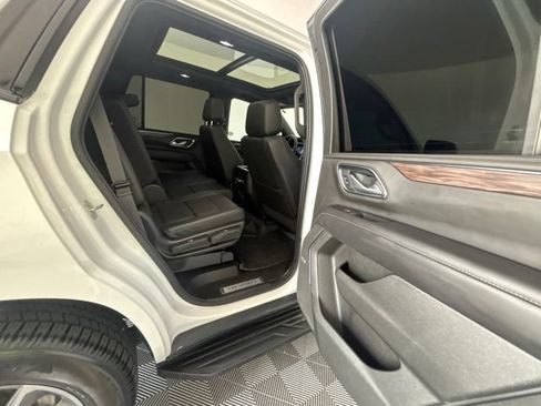 Used 2022 Chevrolet Tahoe LT w/ LT Signature Plus Package AWD/4WD image 28