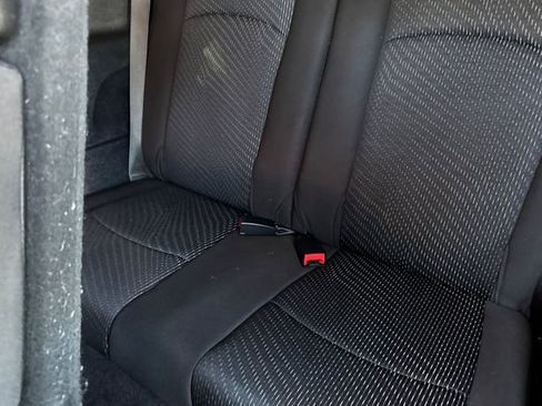 Used 2019 Dodge Journey SE w/ Blacktop Package FWD image 18