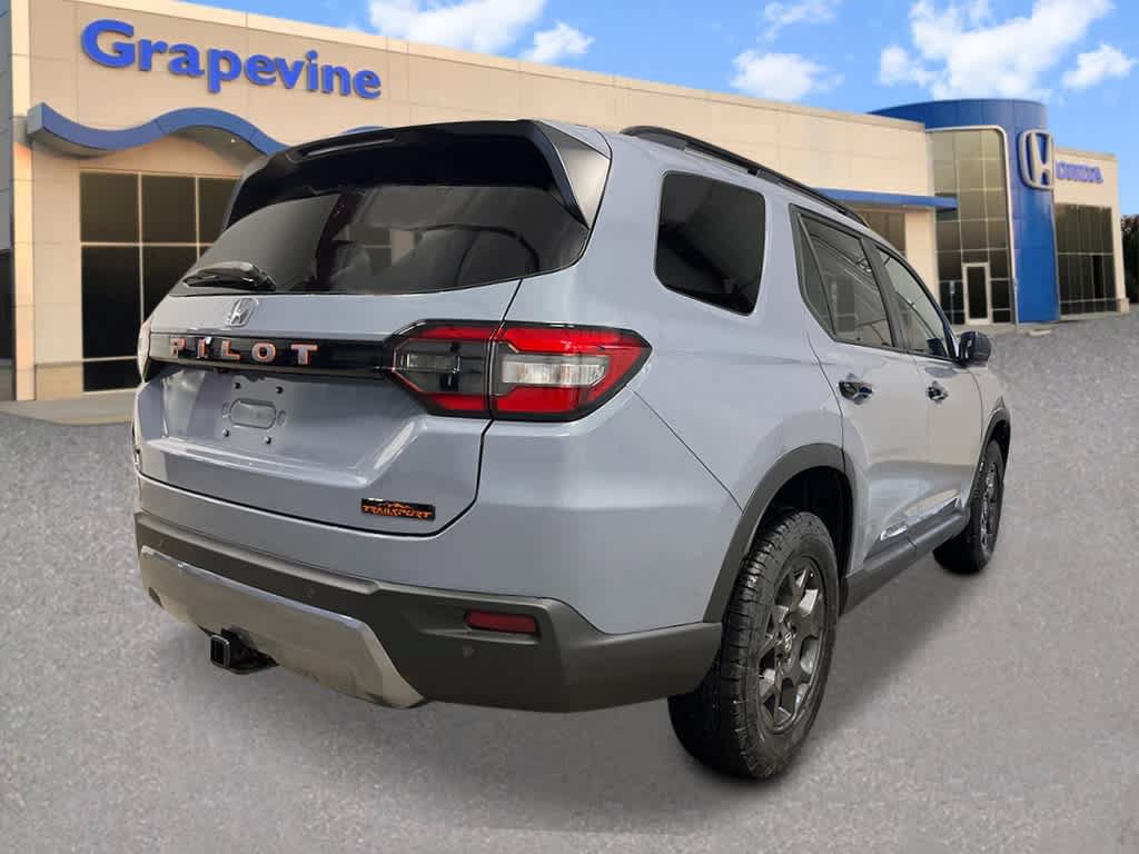 New 2026 Honda Pilot TrailSport image 5