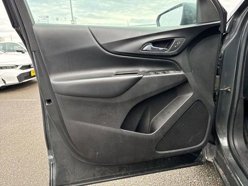 Used 2019 Chevrolet Equinox LT image 14