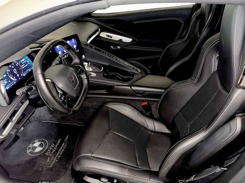 Used 2022 Chevrolet Corvette 1LT image 9